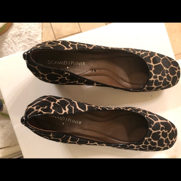 Ladies Shoes - Picture 3 of 7